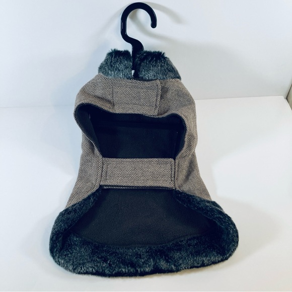 Eddie Bauer Dog Coat Jacket Size M Faux Fur Herringbone Fleece Lined 24” Girth - Picture 9 of 9